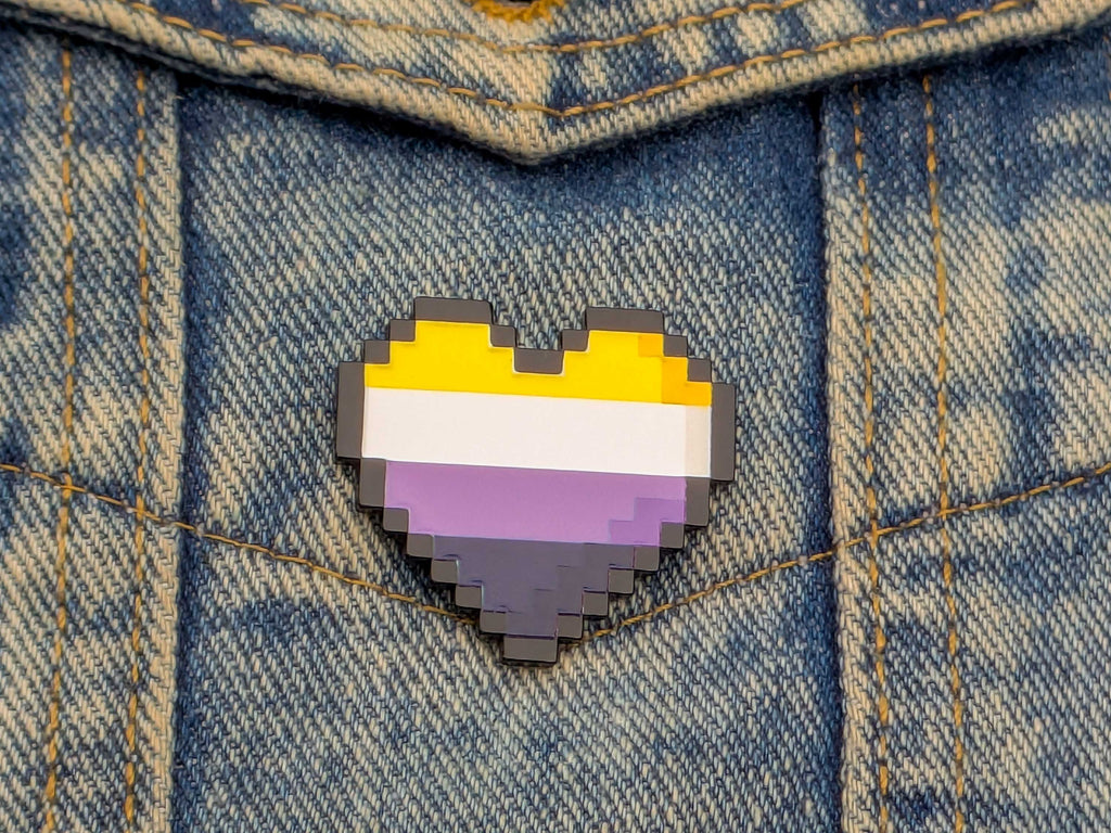 Non-binary flag pixel heart enamel pin
